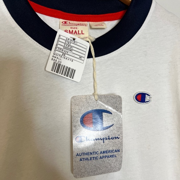 NWT. CHAMPION T-Shirt from Urban Outfitters - Picture 4 of 5